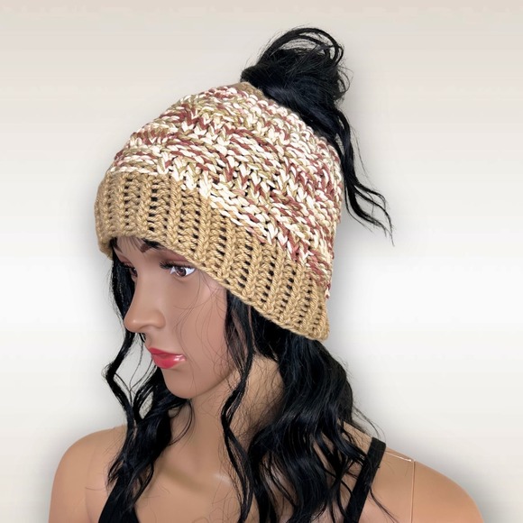 Handmade Knit Messy Bun High Ponytail Beanie Hat Basket Weave Neutral One Size - Picture 1 of 7